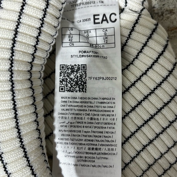 ❤️Guess Black and White Keyhole Long Sleeve Dress: Large - Picture 6 of 6